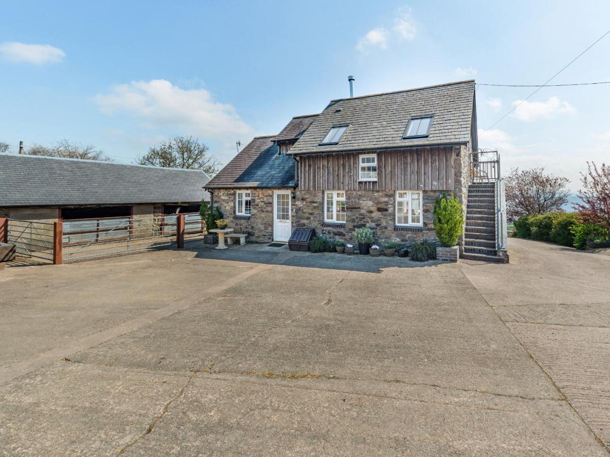 Halfen Granary Villa Pont-Robert Exterior foto